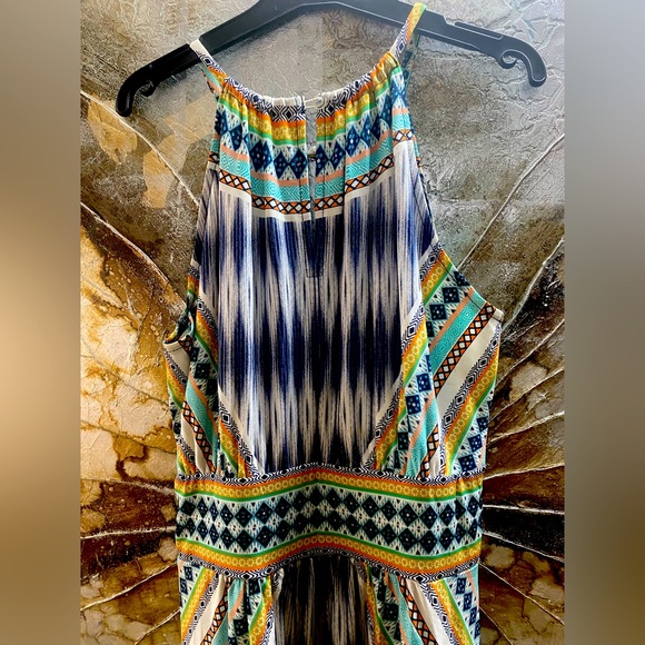 Beautiful AVIRATE MAXI DRESS. BRAND NEW. NEVER WORN. - Picture 4 of 5